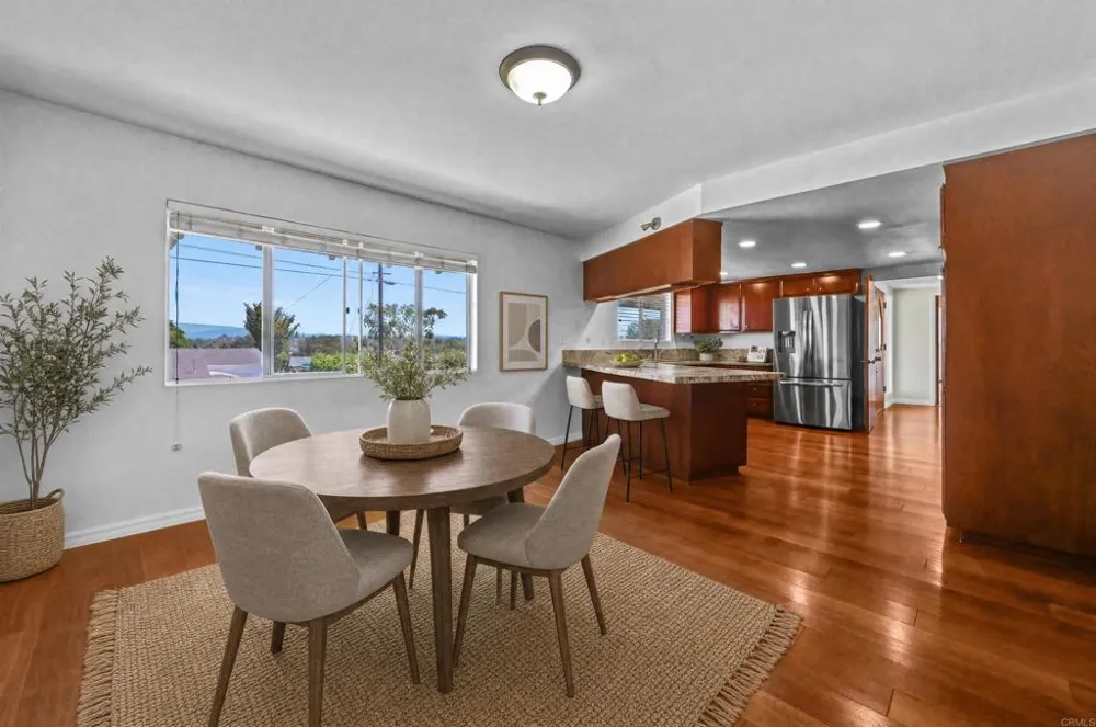 3495 Ridgecrest Dr. Carlsbad, CA 92008