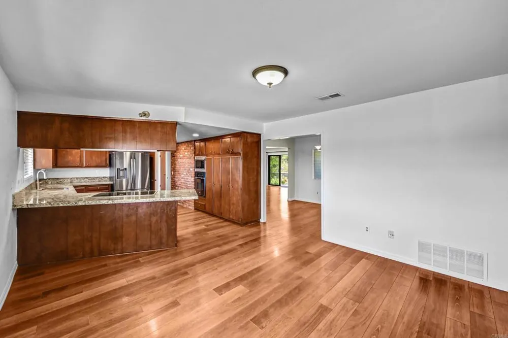 3495 Ridgecrest Dr. Carlsbad, CA 92008