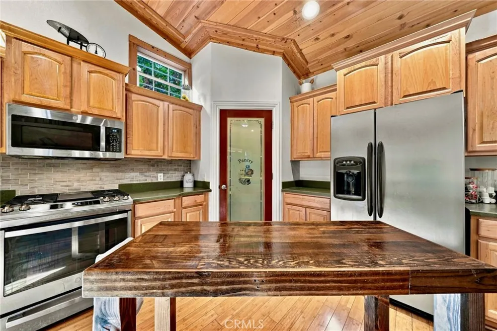 34643 Emigrant Trail Shingletown, CA 96088