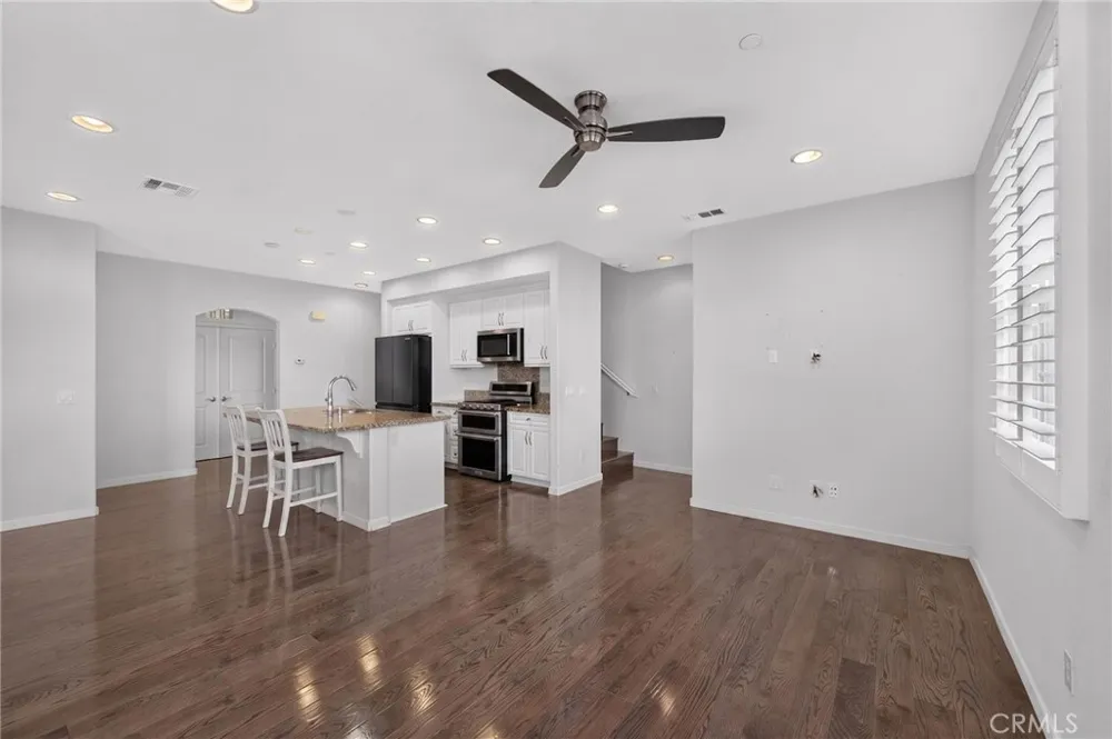 31865 Calle Luz Temecula, CA 92592