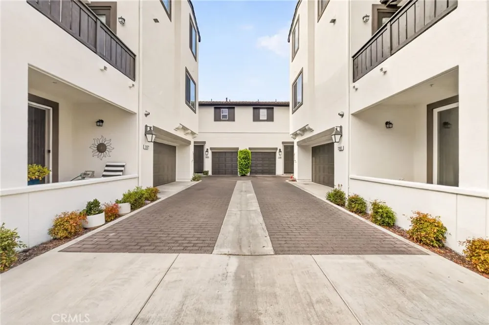 31865 Calle Luz Temecula, CA 92592