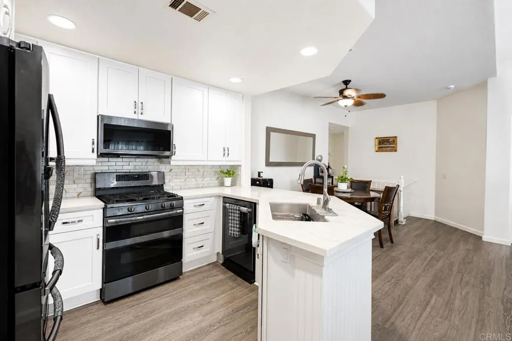 765 Caminito Valiente Chula Vista, CA 91911