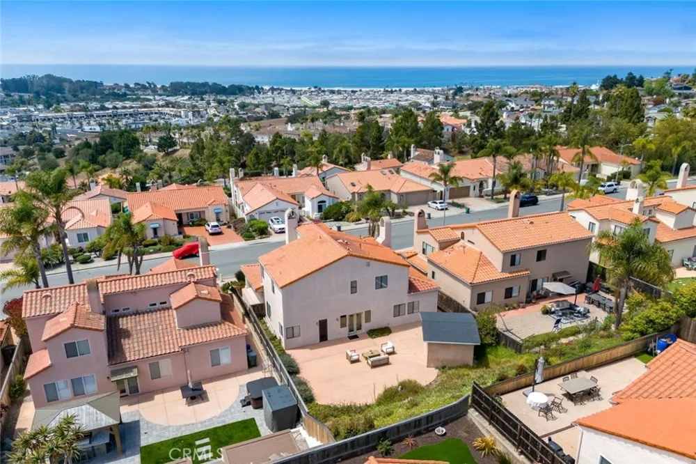 68 Whitecap Street Pismo Beach, CA 93449