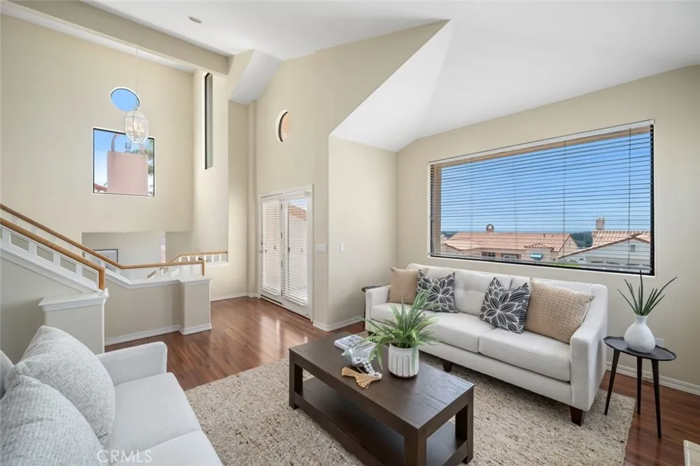 68 Whitecap Street Pismo Beach, CA 93449