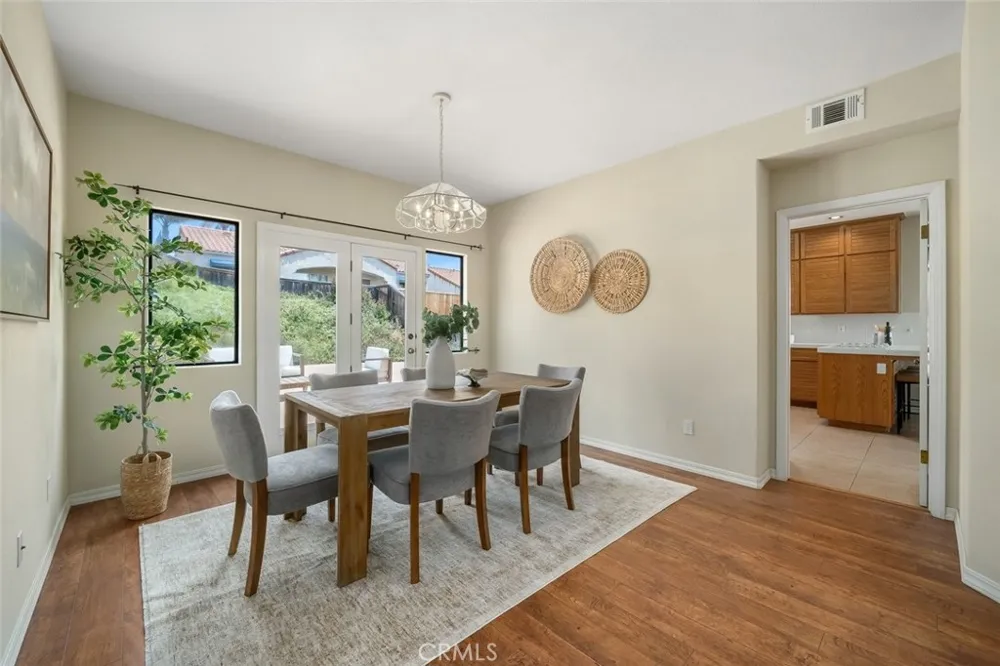 68 Whitecap Street Pismo Beach, CA 93449