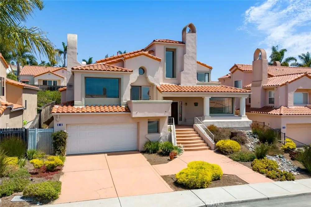 68 Whitecap Street Pismo Beach, CA 93449