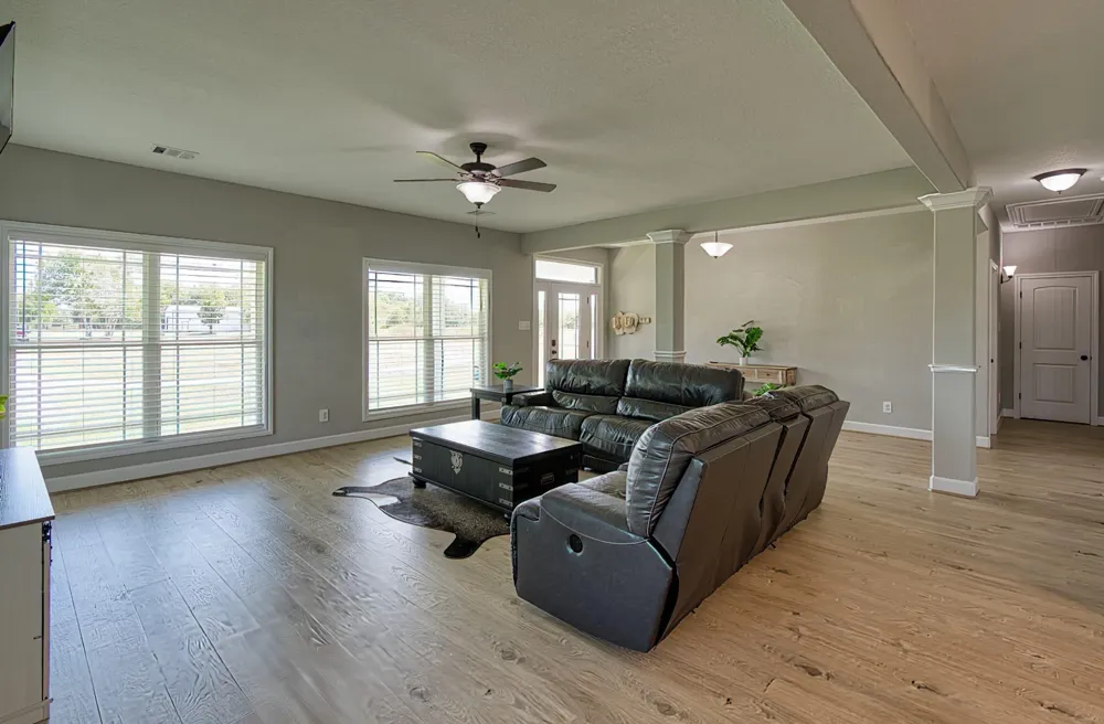 1335 Hilltop Road East Bernard, TX 77435