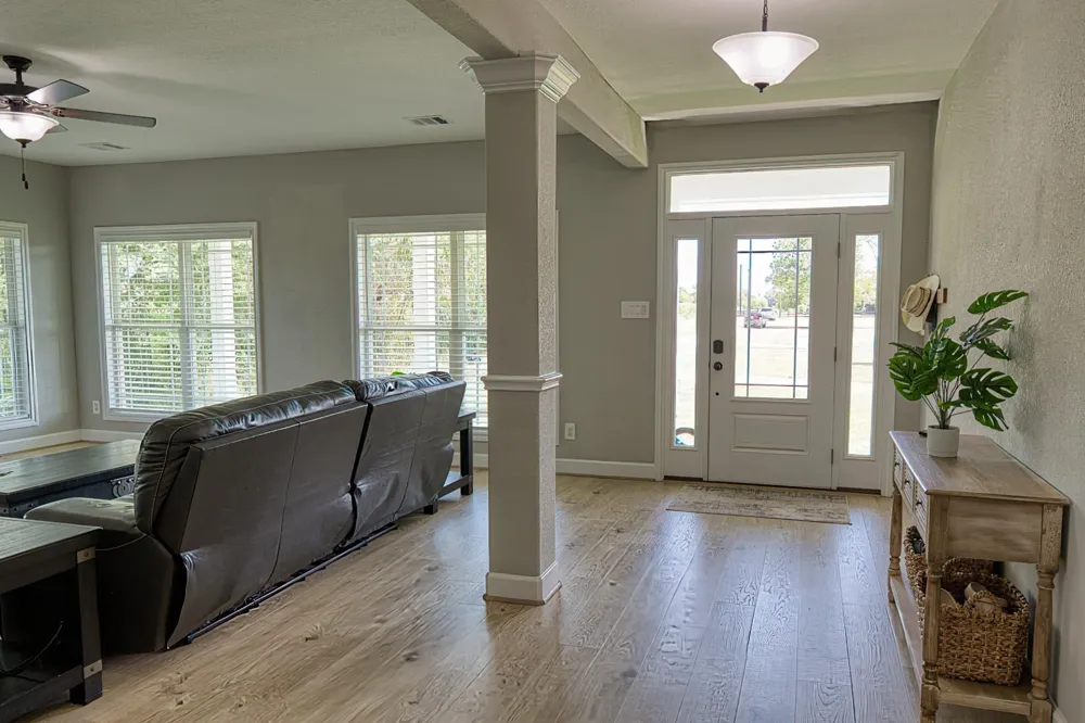1335 Hilltop Road East Bernard, TX 77435