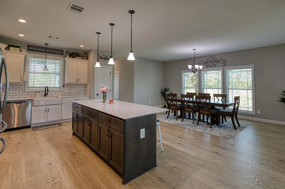 1335 Hilltop Road East Bernard, TX 77435
