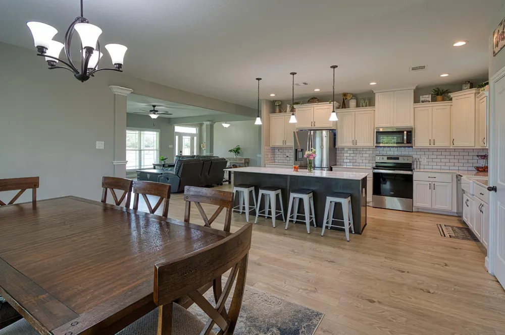 1335 Hilltop Road East Bernard, TX 77435