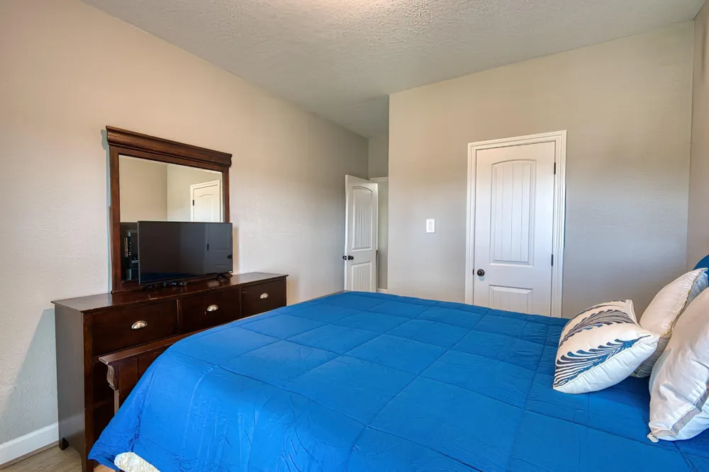 1335 Hilltop Road East Bernard, TX 77435