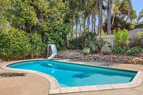 2128 Bautista Ave