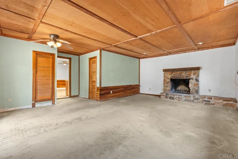 2128 Bautista Ave Vista, CA 92084