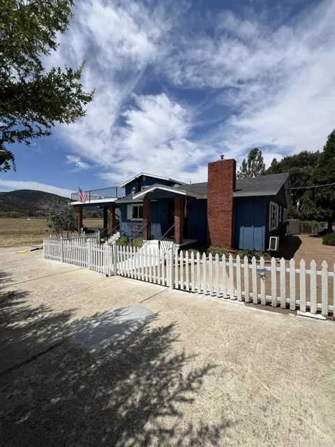 8218 Valley View Trail