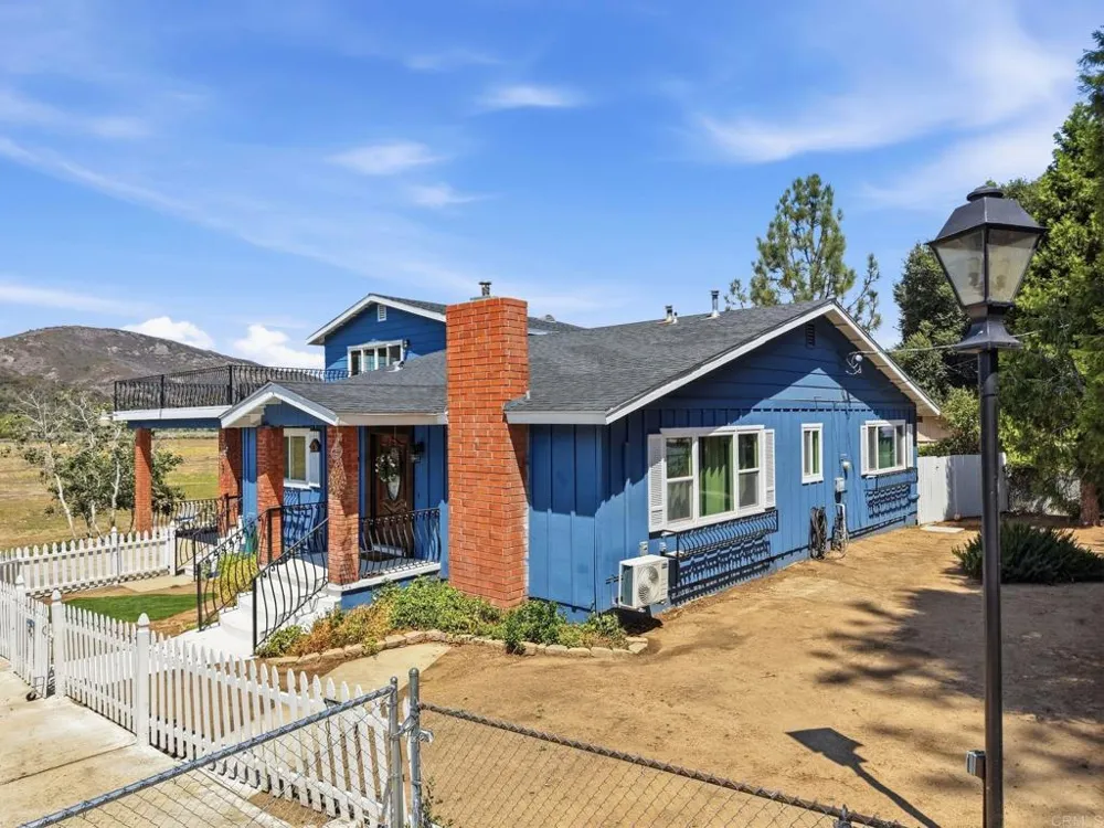 8218 Valley View Trail Pine Valley, CA 91962