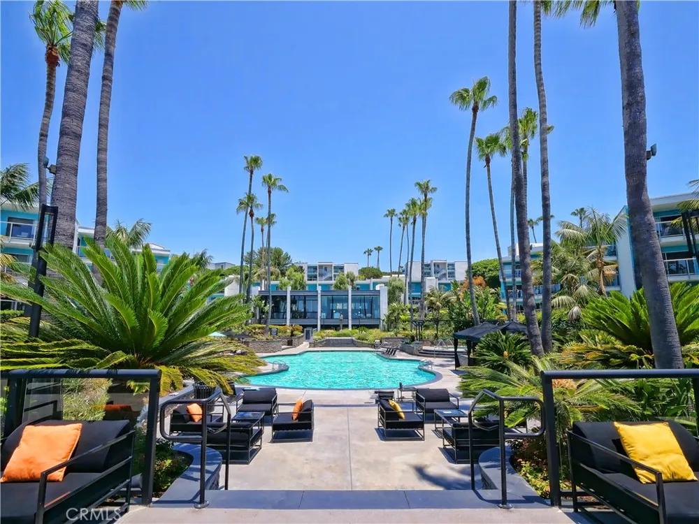 630 The Village #107 Redondo Beach, CA 90277