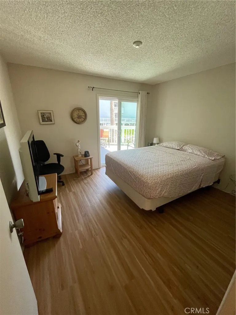 630 The Village #107 Redondo Beach, CA 90277