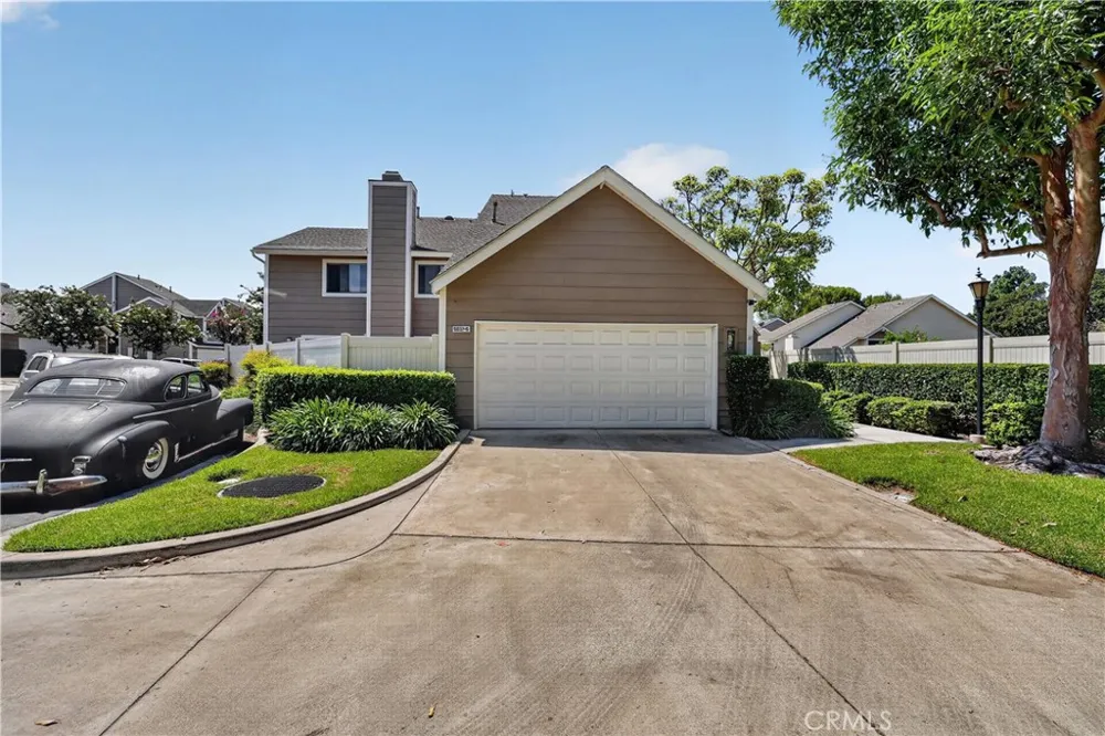 5037 E Almond Avenue #5 Orange, CA 92869