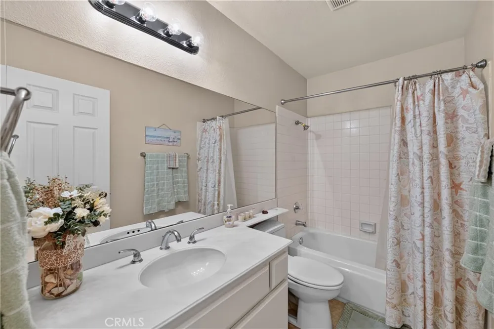 5037 E Almond Avenue #5 Orange, CA 92869