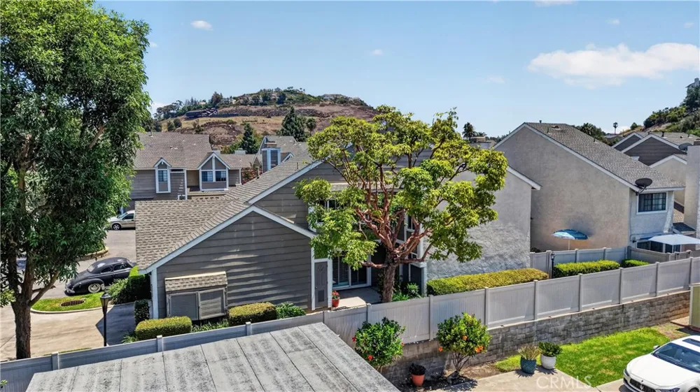 5037 E Almond Avenue #5 Orange, CA 92869