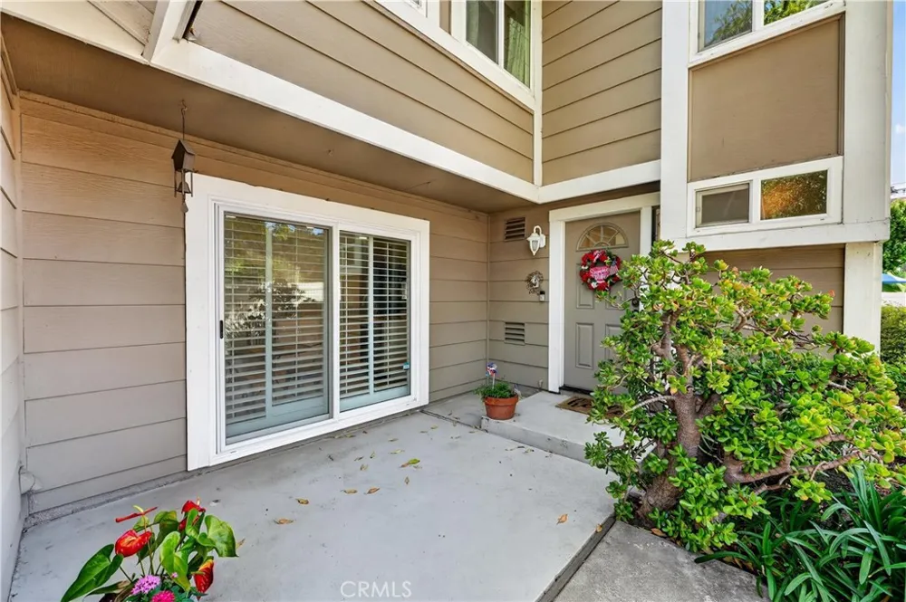 5037 E Almond Avenue #5 Orange, CA 92869