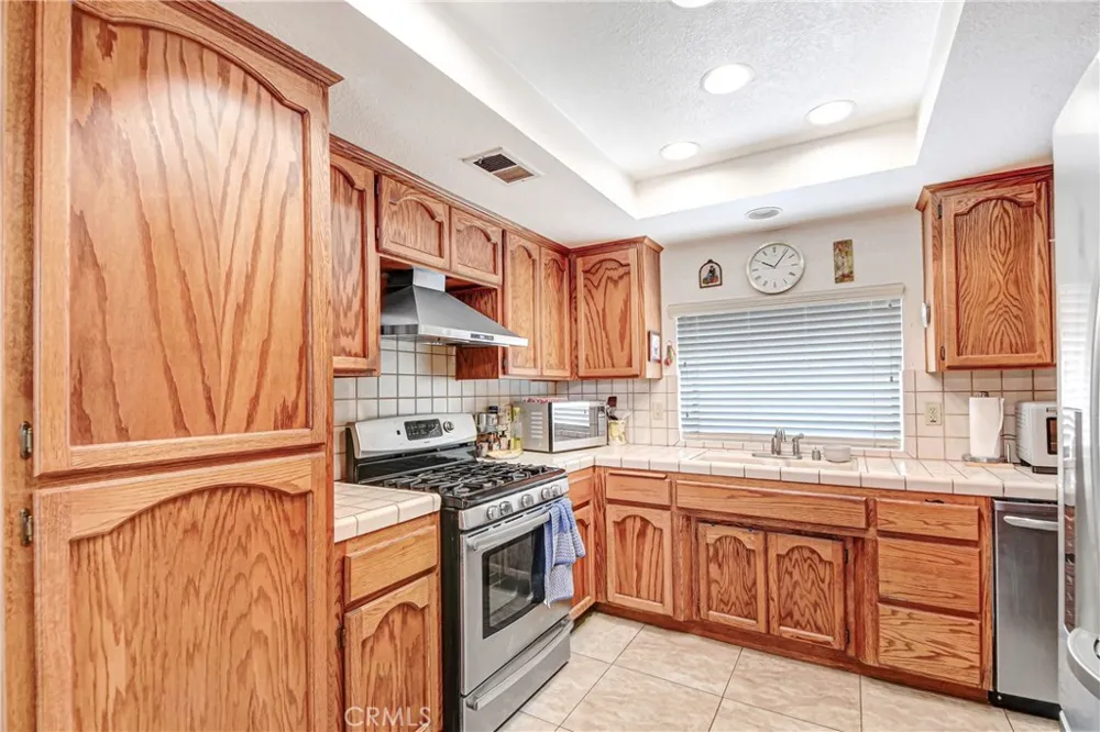 3871 Roxbury Drive Hemet, CA 92545