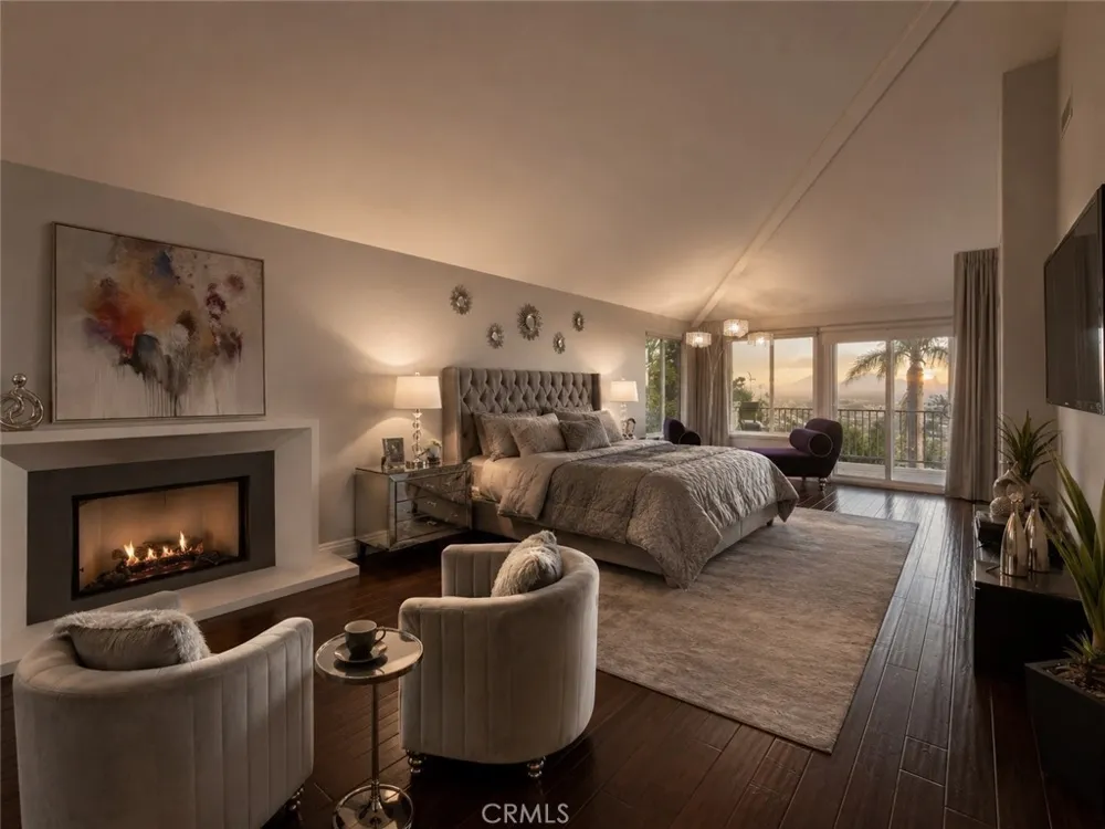 26970 Abbey Glen Yorba Linda, CA 92887