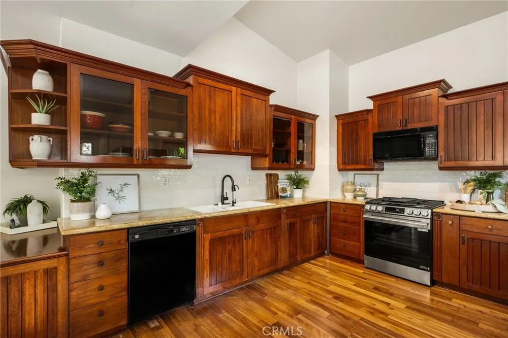 1132 Foothill Boulevard North Tustin, CA 92705