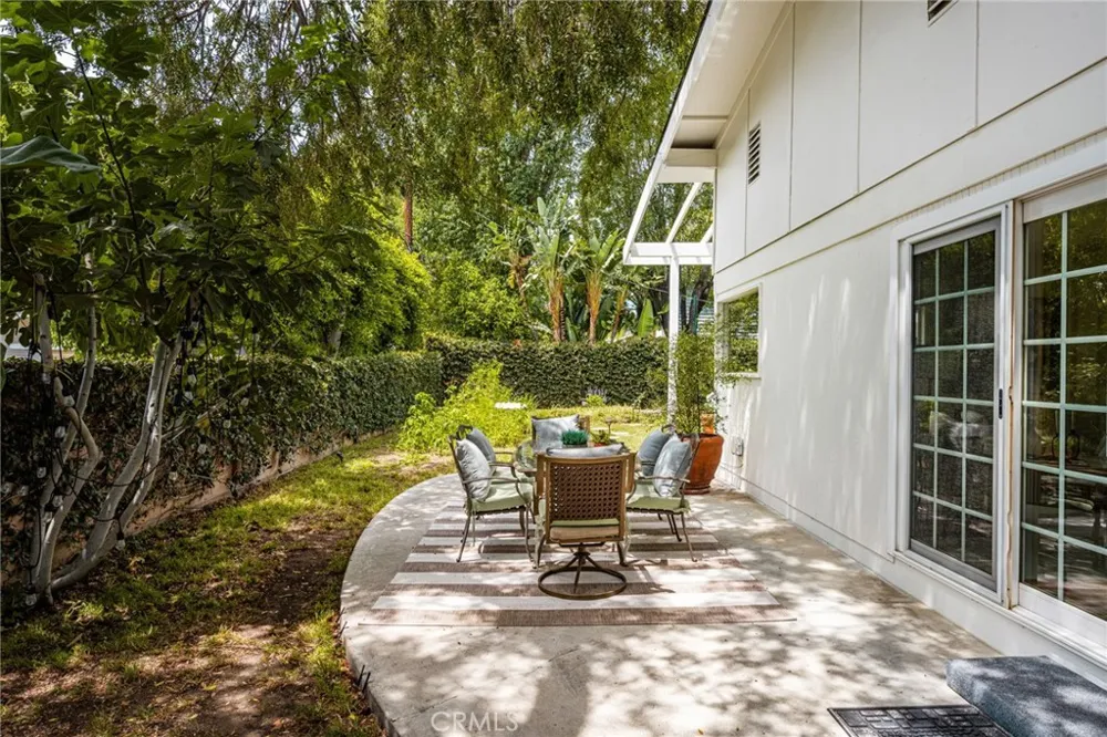 1132 Foothill Boulevard North Tustin, CA 92705