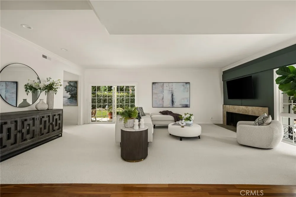 1132 Foothill Boulevard North Tustin, CA 92705
