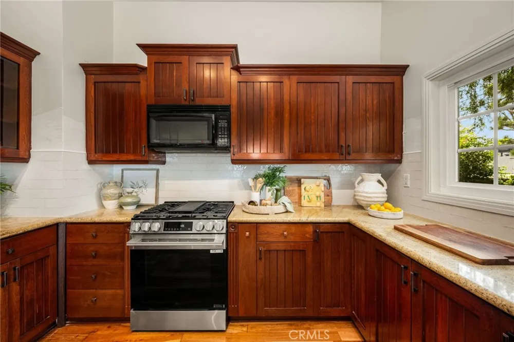1132 Foothill Boulevard North Tustin, CA 92705