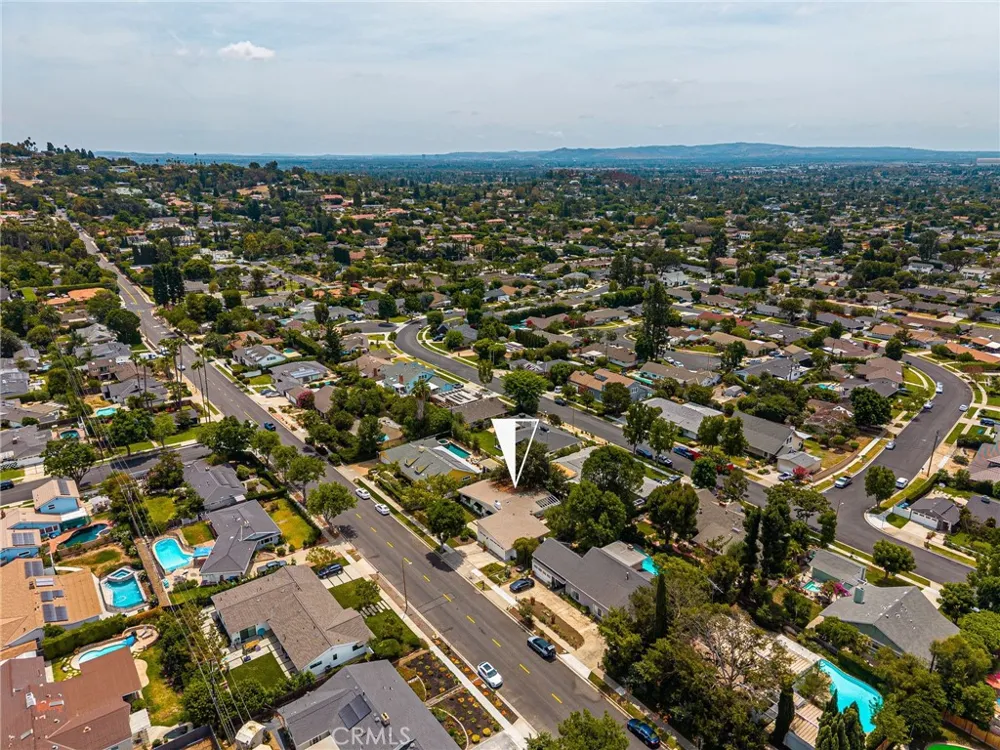 1132 Foothill Boulevard North Tustin, CA 92705