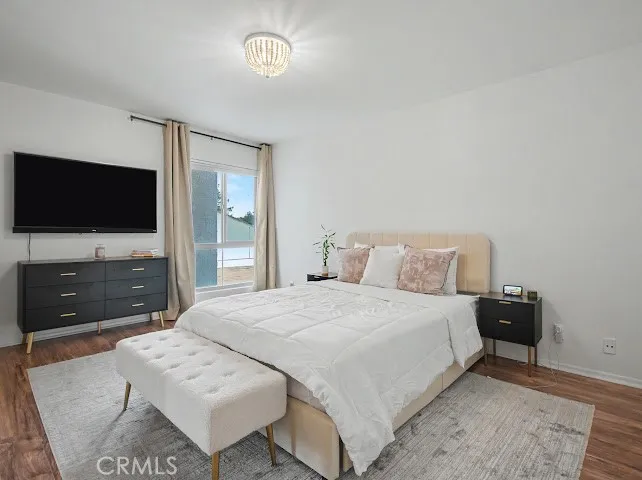 23677 Park Capri #20 Calabasas, CA 91302