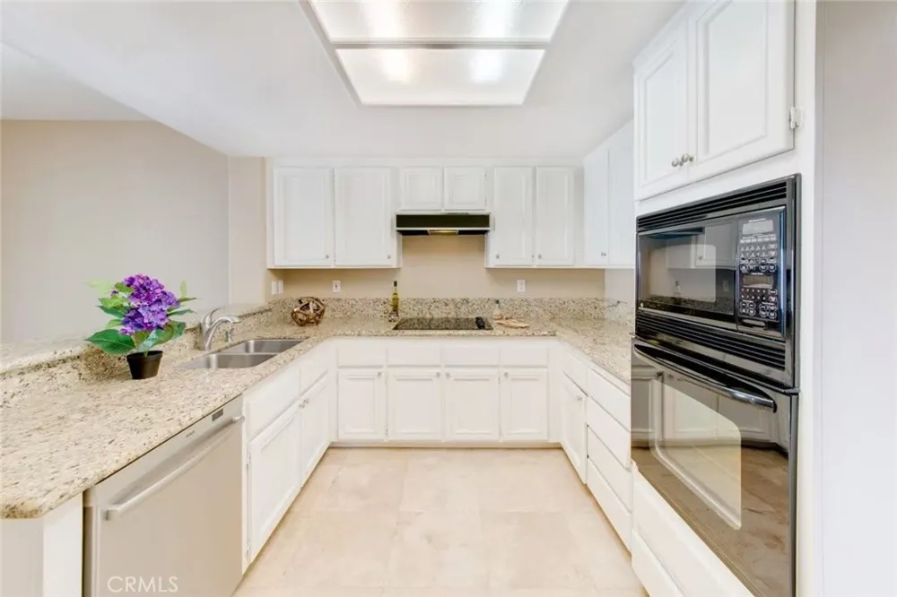 13 Giotto Aliso Viejo, CA 92656