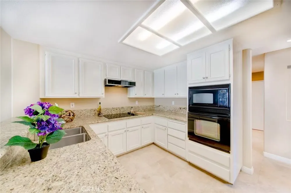 13 Giotto Aliso Viejo, CA 92656