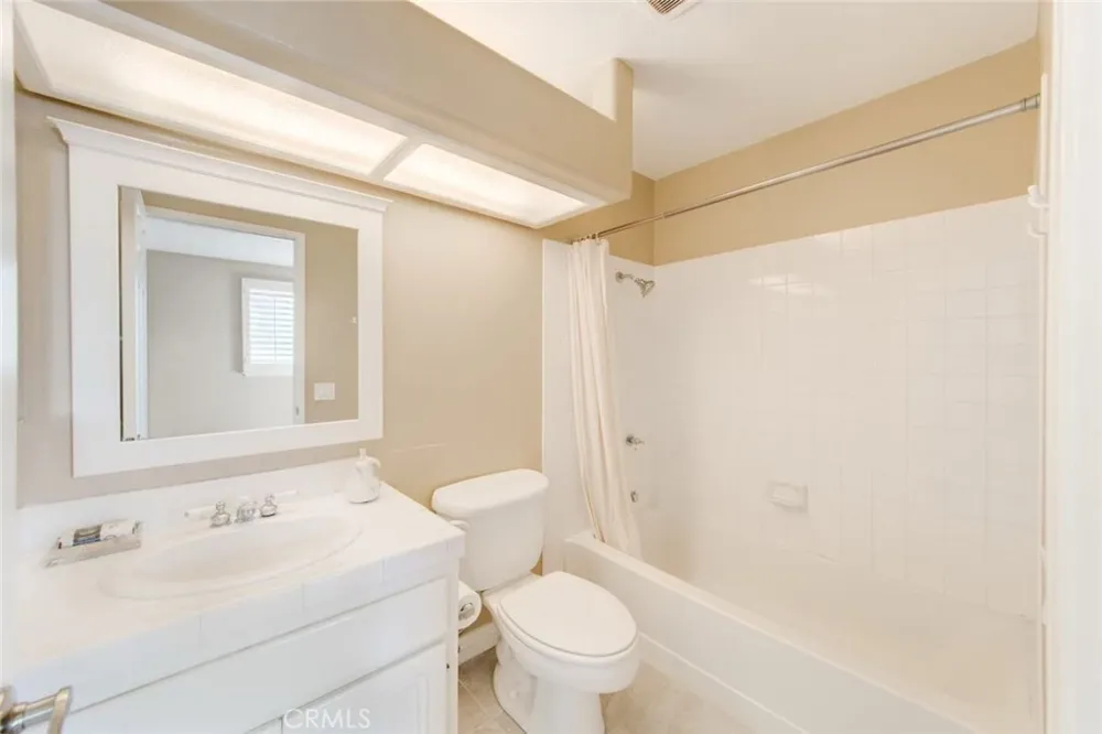 13 Giotto Aliso Viejo, CA 92656