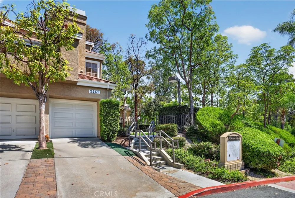25171 La Jolla Way #H Laguna Niguel, CA 92677