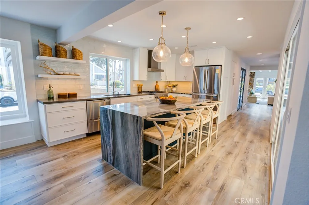 227 18th Street Huntington Beach, CA 92648