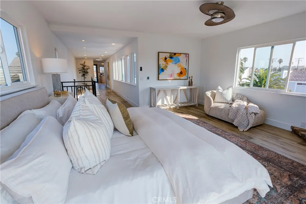 227 18th Street Huntington Beach, CA 92648