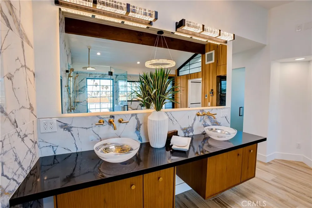 227 18th Street Huntington Beach, CA 92648