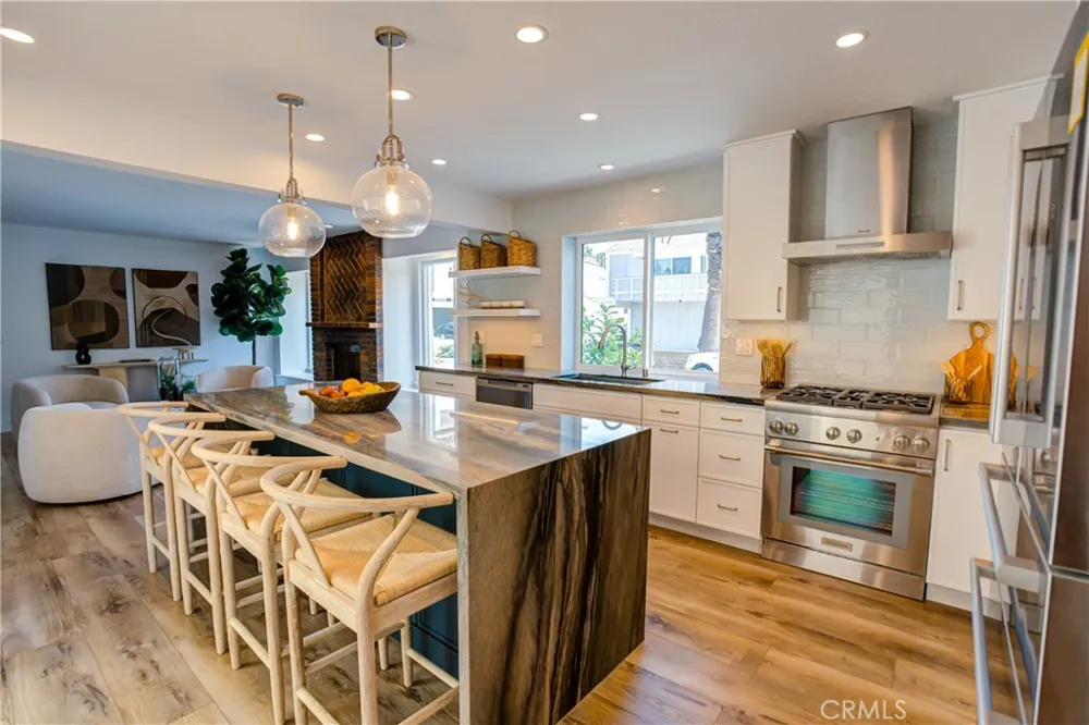 227 18th Street Huntington Beach, CA 92648
