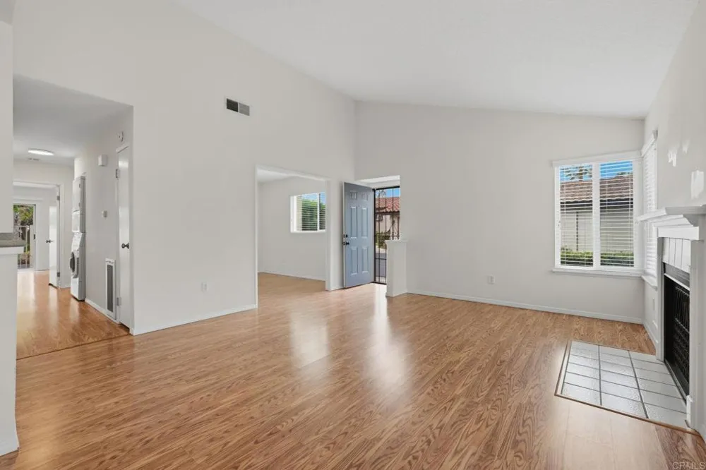 2168 Valleydale Lane Encinitas, CA 92024