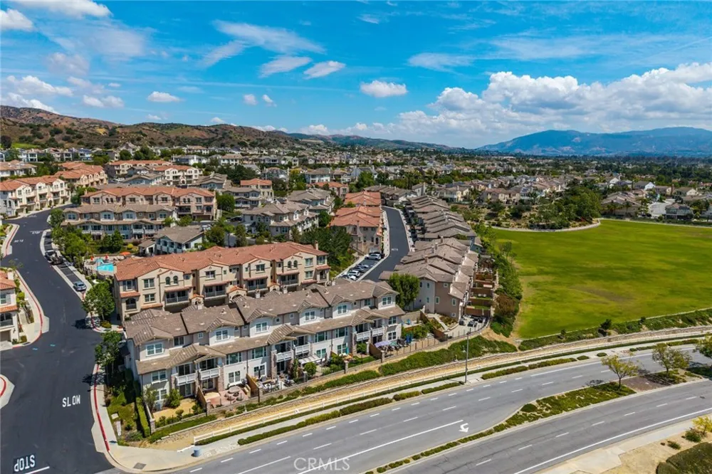 3877 Par Yorba Linda, CA 92886