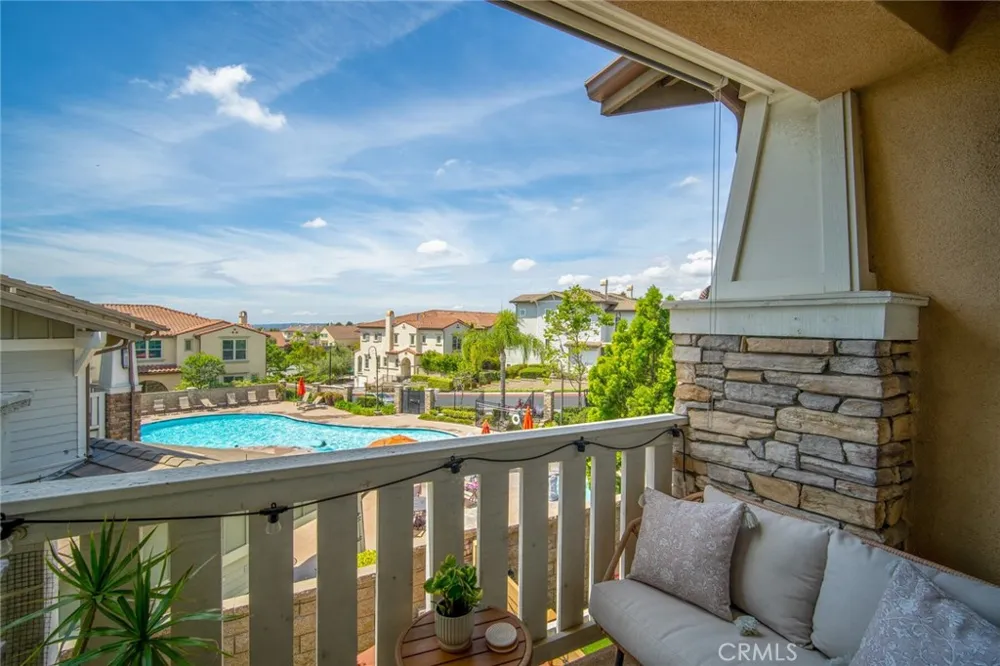 3877 Par Yorba Linda, CA 92886