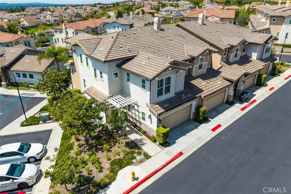 3877 Par Yorba Linda, CA 92886