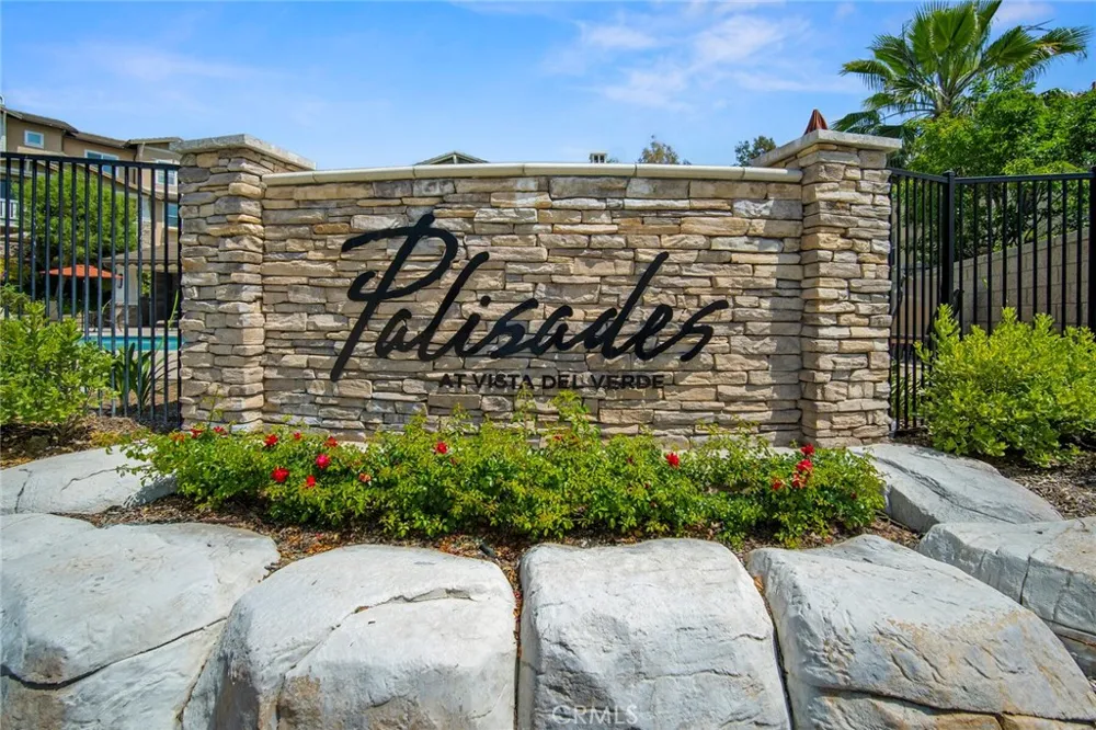 3877 Par Yorba Linda, CA 92886