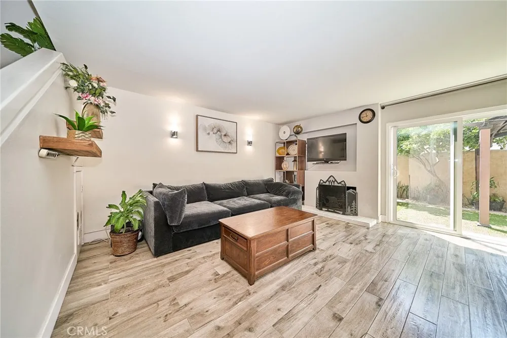 874 Northwood Pomona, CA 91767