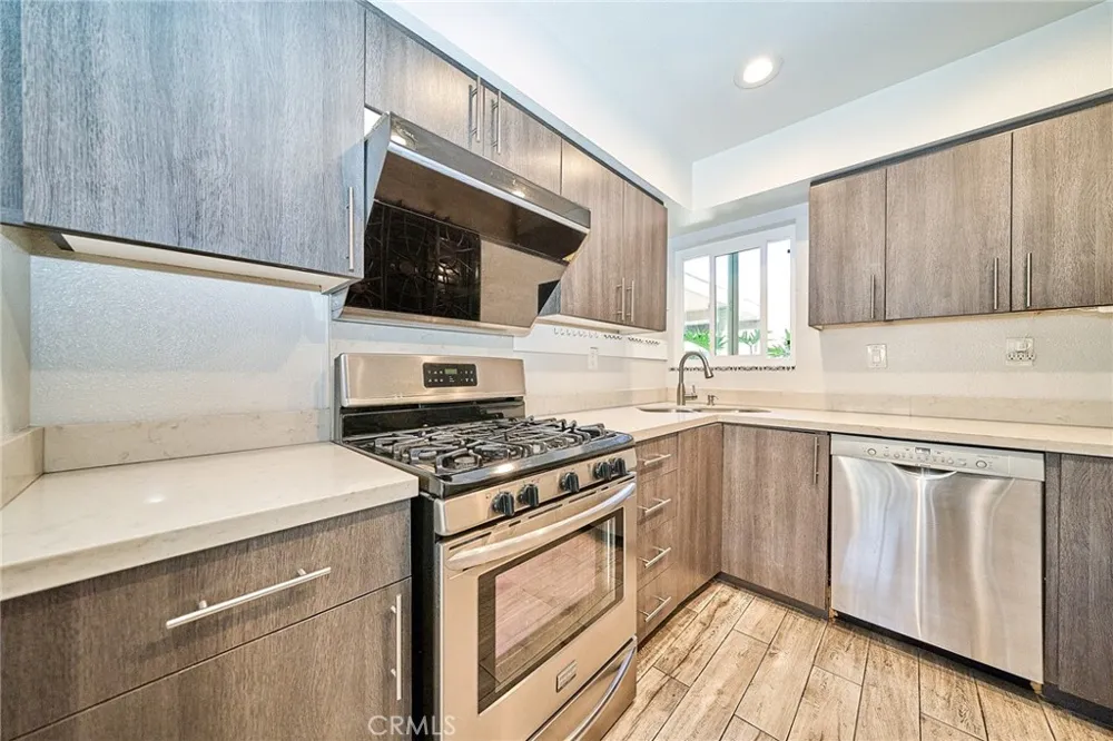 874 Northwood Pomona, CA 91767