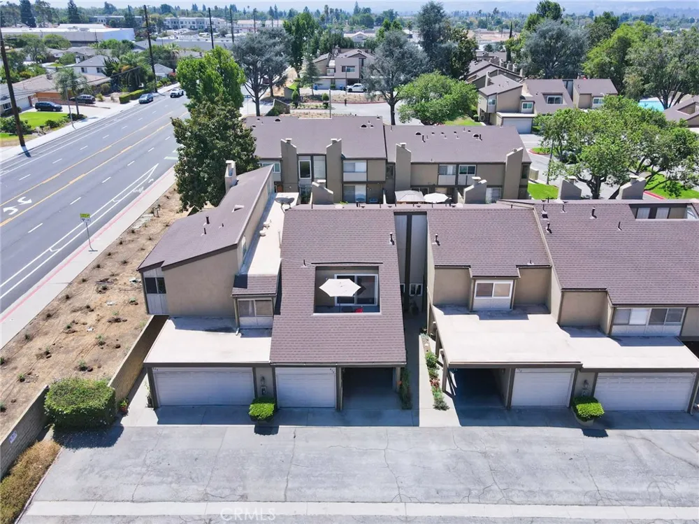 874 Northwood Pomona, CA 91767