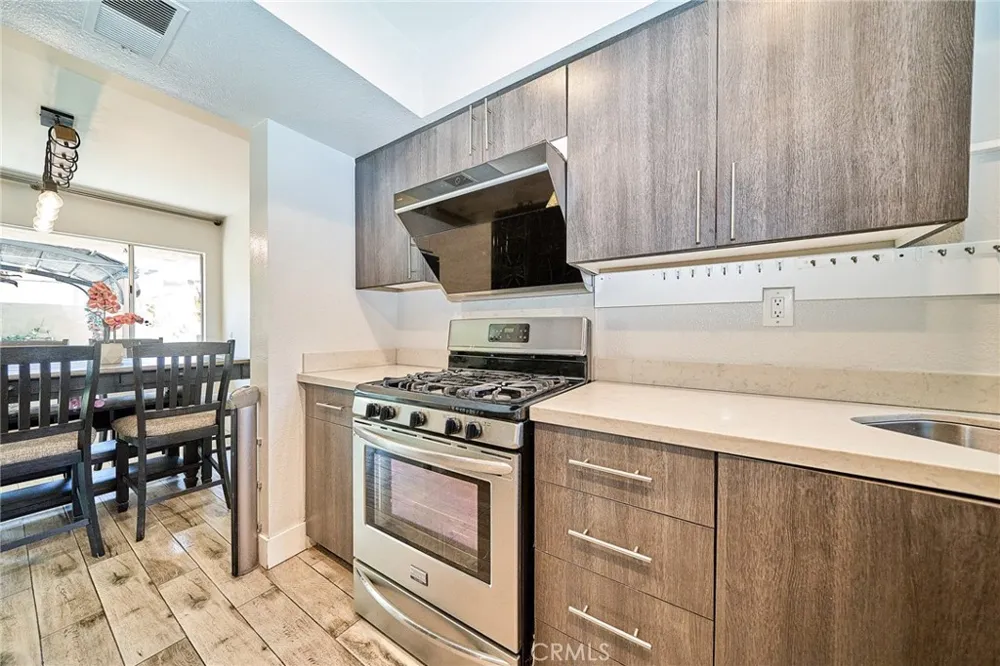 874 Northwood Pomona, CA 91767